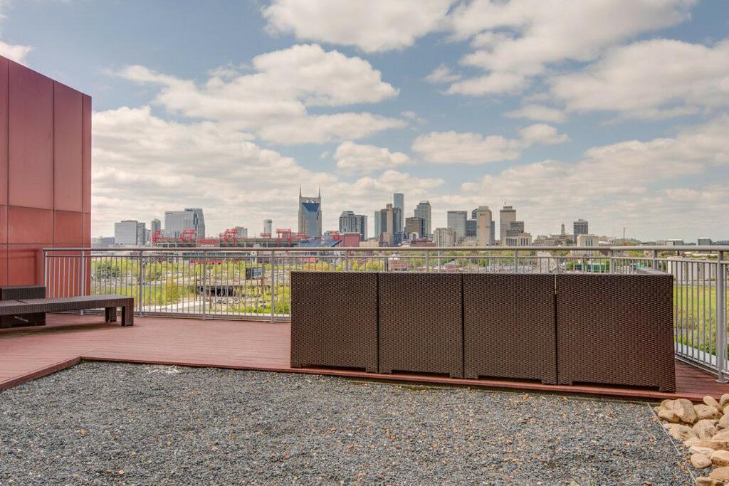 Luxe + Modern Johnny Cash Inspired Executive Condo Nashville Ngoại thất bức ảnh
